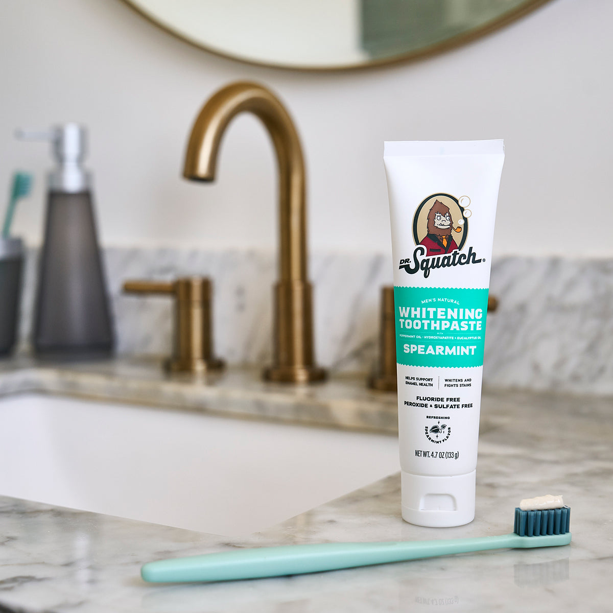 Spearmint Whitening Toothpaste - Simple Use